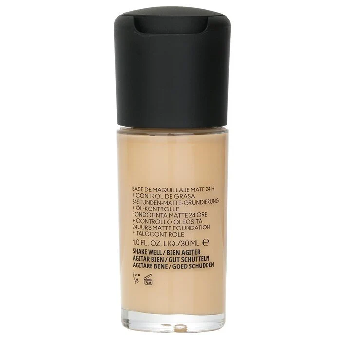 MAC Studio Fix Fluid Foundation SPF 15 - # NC12 30ml/1oz - Image 3