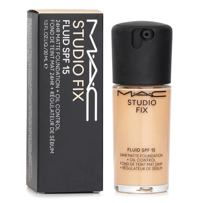MAC Studio Fix Fluid Foundation SPF 15 - NC15 30ml - Image 2