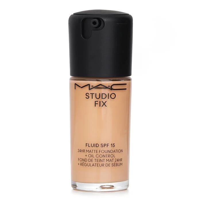 MAC Studio Fix Fluid Foundation SPF 15 - NC18 30ml