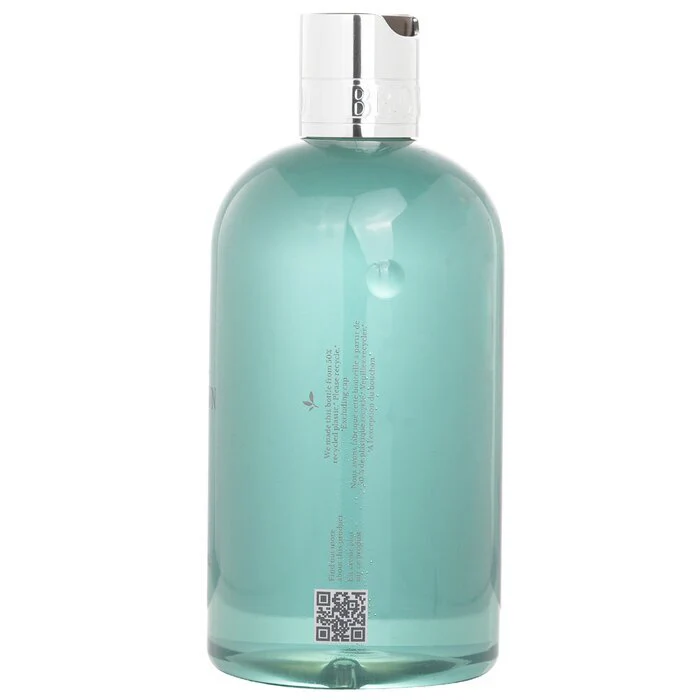 Molton Brown Coastal Cypress & Sea Fennel Bath & Shower Gel 300ml/10oz - Image 3