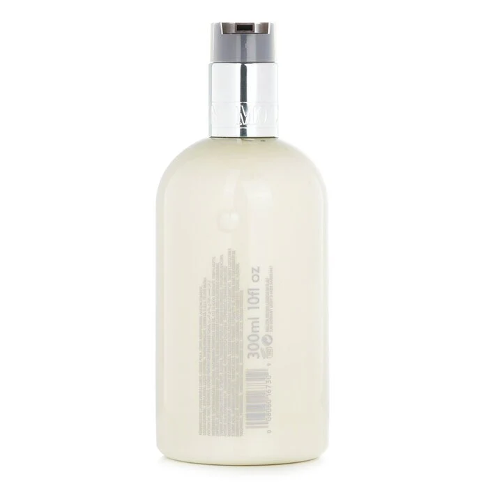 Molton Brown Relaxing Ylang-Ylang Body Lotion 300ml/10oz - Image 3