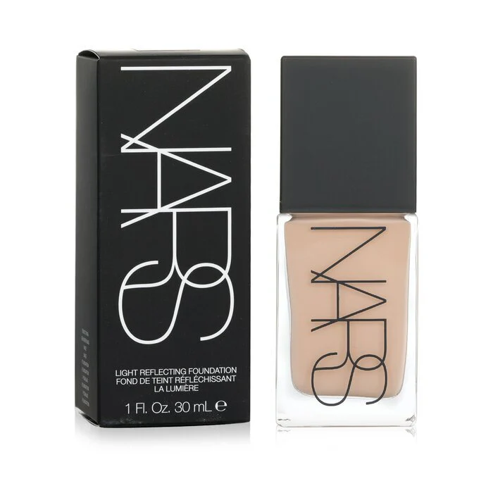 NARS Light Reflecting Foundation - Mont Blanc (Light 2) 30ml/1oz - Image 2