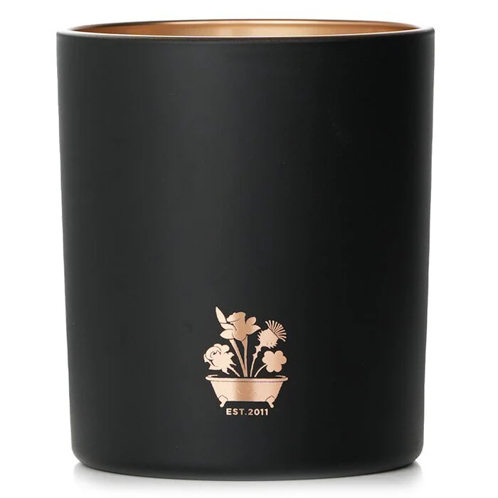 Noble Isle Fireside Fine Fragrance Candle 200g/7.05oz - Image 2